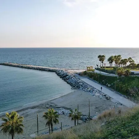 Apartment Amazing Apartment In Benalmdena Costa With 1 Bedrooms, Wifi And Outdoor Swimming Pool